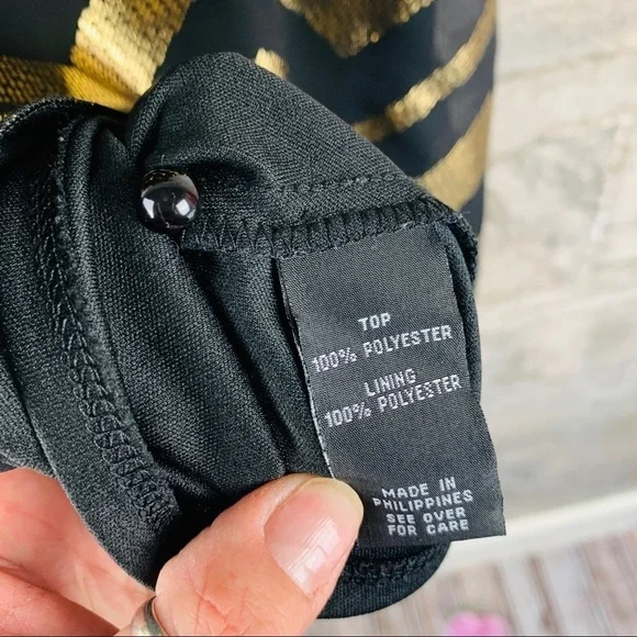 IZ Byer Black & Gold Chevron Top size medium - Picture 9 of 11